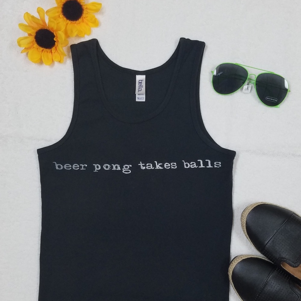 BEER PONG TAKES BALLS ⚽️ 🏀 🏈 NOVELTY TANK NWOT